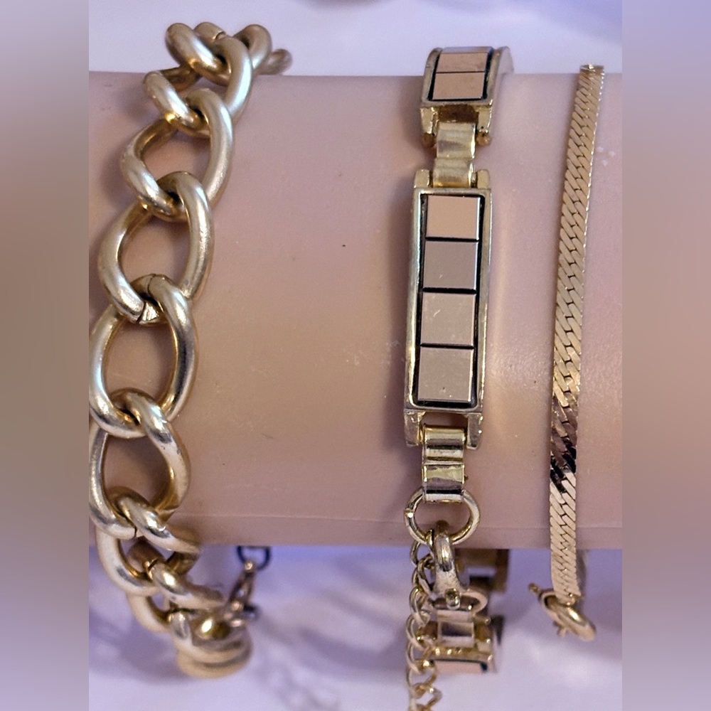 Elegant Gold tone & gold filled links, 
chain link & herringbone 3 Bracelets EUC